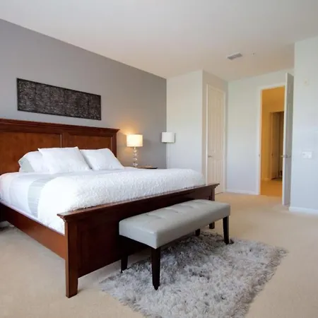 Shoreway Condo #231521